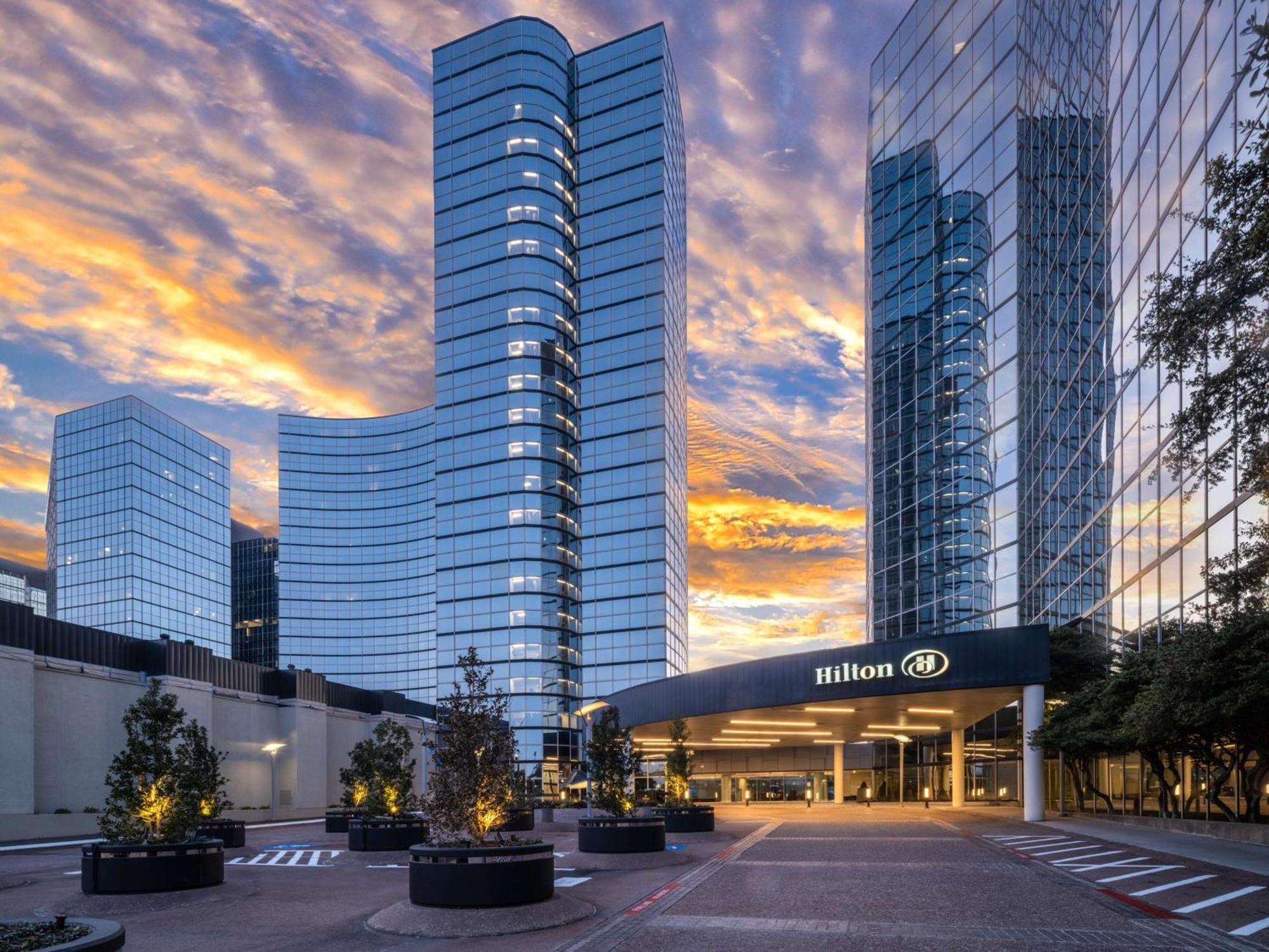 Hilton Dallas Lincoln Centre Esterno foto